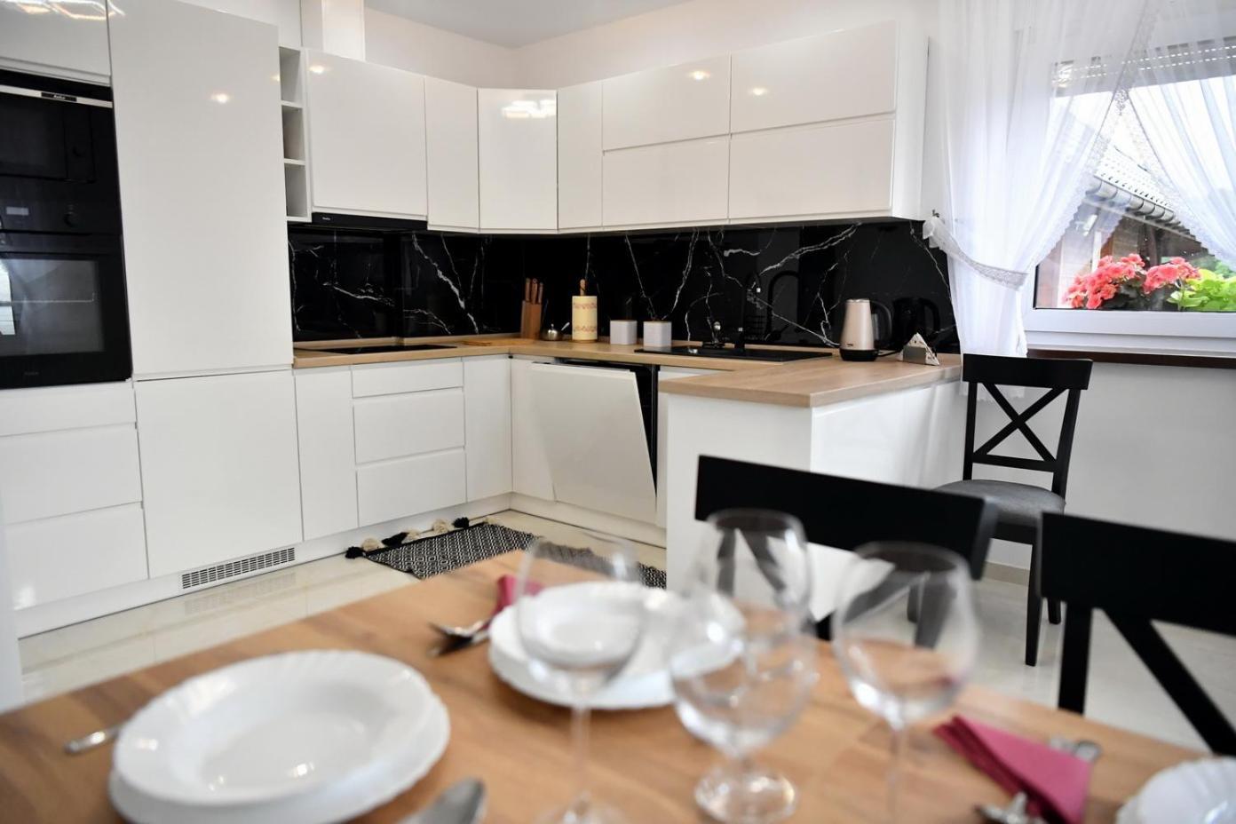 Apartament U Joli Miejsce Zewnętrze zdjęcie